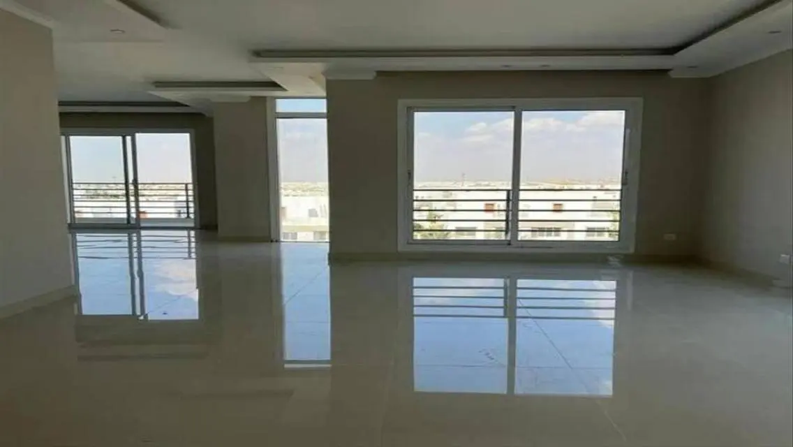 Luxurious Apartment with Lake View for Sale