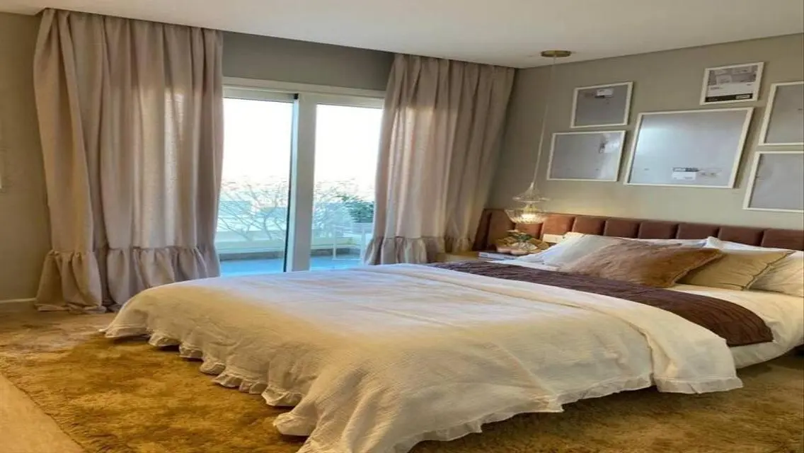 Luxury Villa for Rent - Lake View