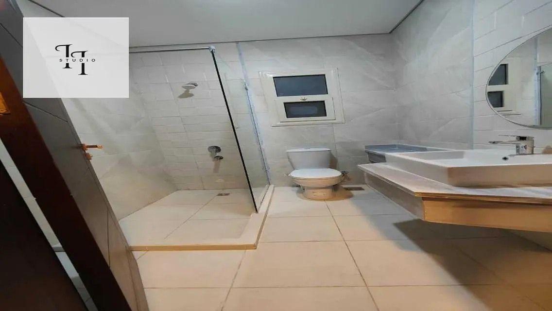 Modern Apartment for Sale at Ninety Avenue