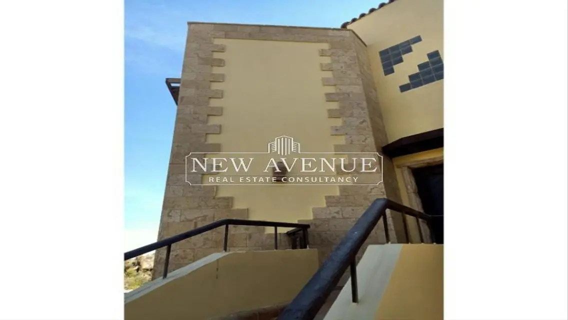 Luxury Apartment for Sale with Stunning Lake View