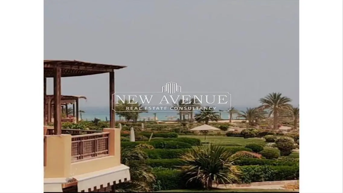 Luxury Apartment for Sale with Stunning Lake View