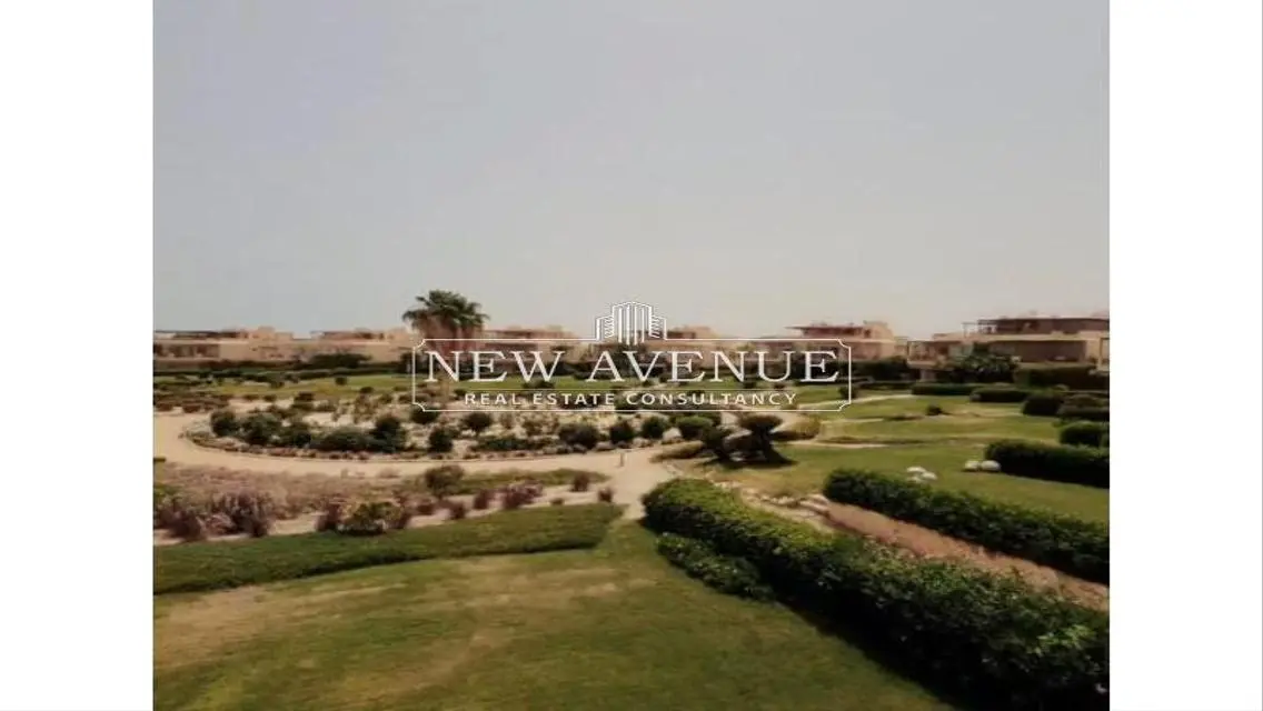 Luxury Apartment for Sale with Stunning Lake View