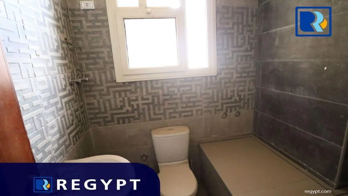 شقة مميزة بمساحة 280 متر في منطقة T4P بسعر مغري