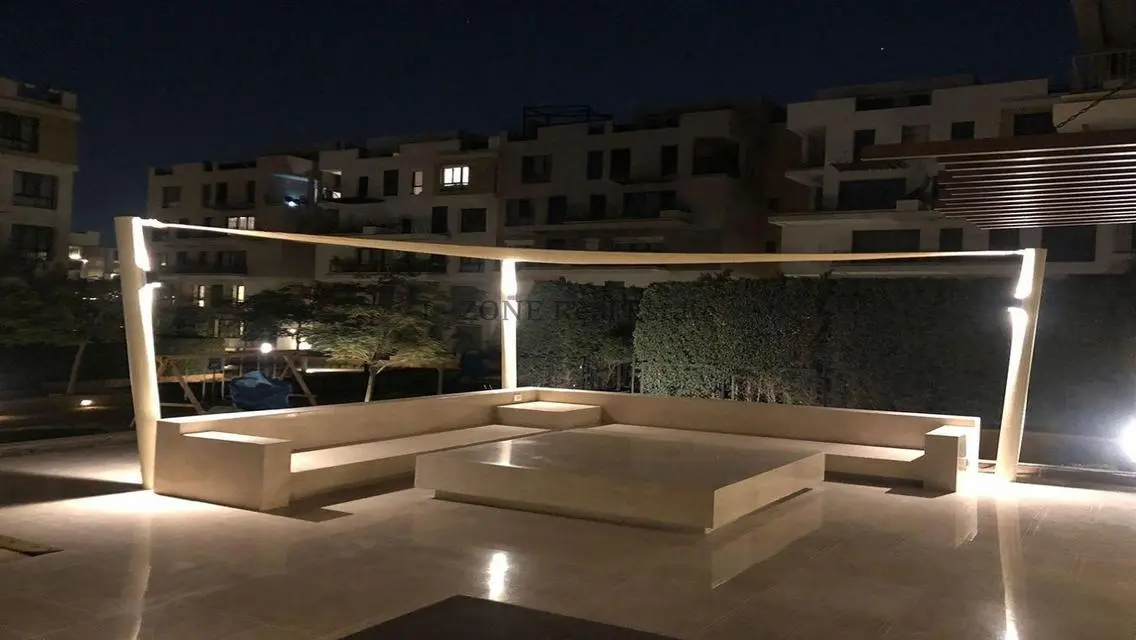 Luxury Apartment with Private Garden and Pool