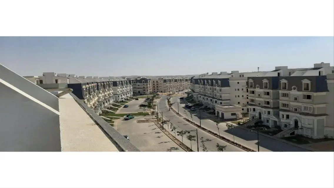 شقة فاخرة للبيع بإطلالة مميزة