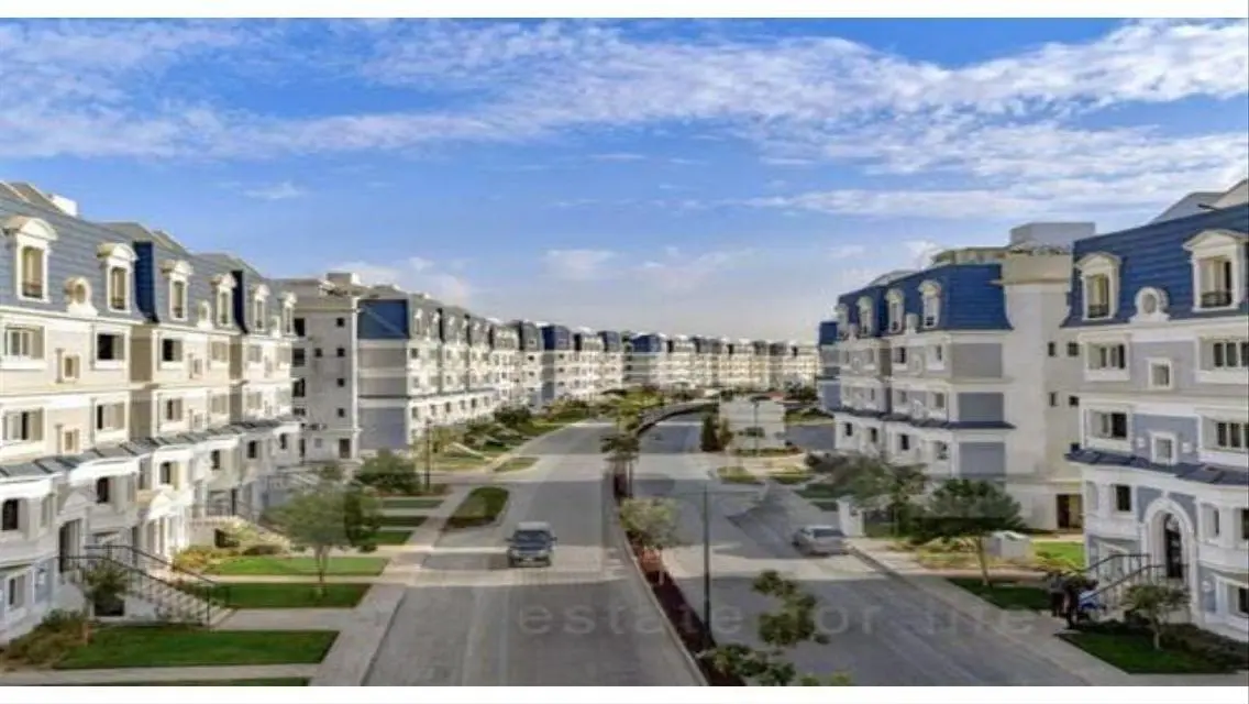 شقة فاخرة للبيع بإطلالة مميزة