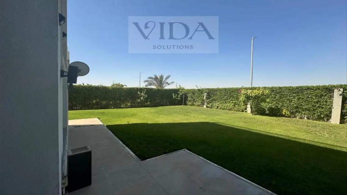 Luxury 5-Bedroom Villa with Premium Amenities in the Heart of the City