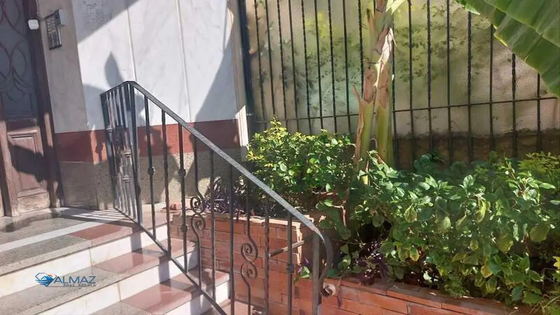 Luxury Apartment with 300 Square Meters in a Prime Location