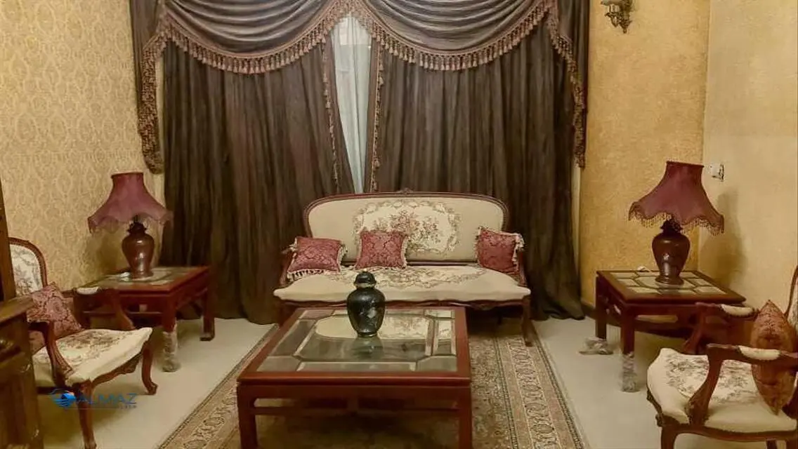Luxury Apartment with 300 Square Meters in a Prime Location