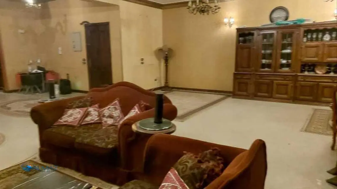 Luxury Apartment with 300 Square Meters in a Prime Location