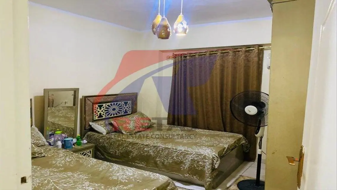 شقة رائعة للإيجار بعمارة فاخرة