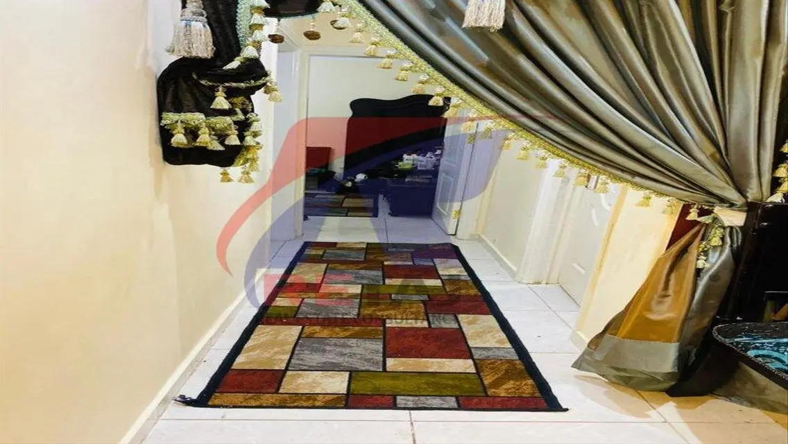 شقة رائعة للإيجار بعمارة فاخرة