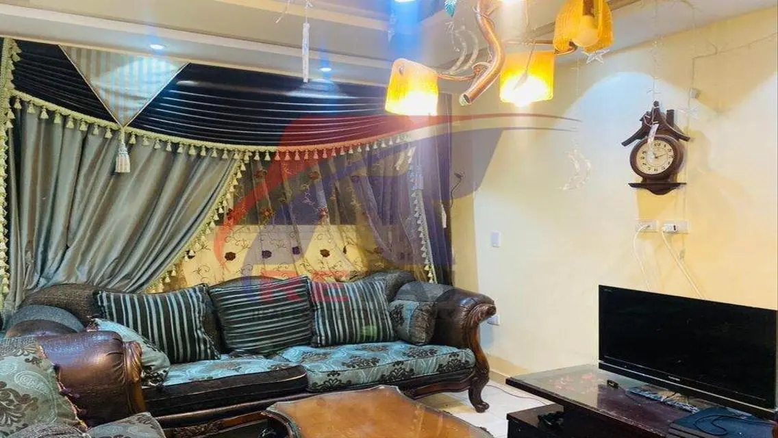 شقة رائعة للإيجار بعمارة فاخرة