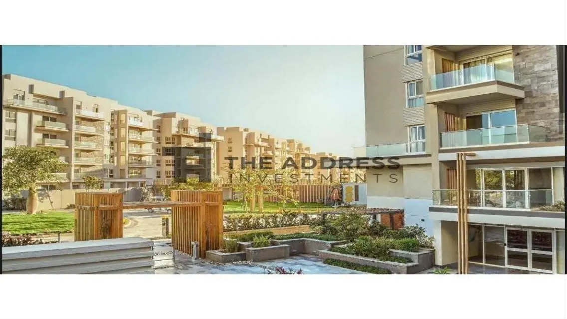 Luxury Mountain View Villa in New Cairo