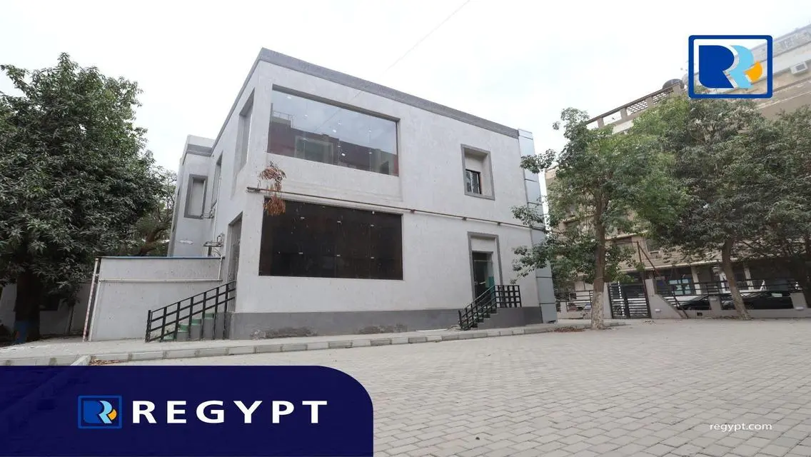 فرصة استثمارية رائعة بمساحة 1300 متر