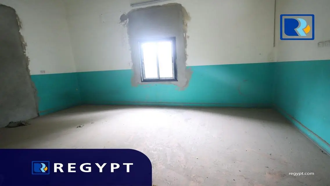 فرصة استثمارية رائعة بمساحة 1300 متر