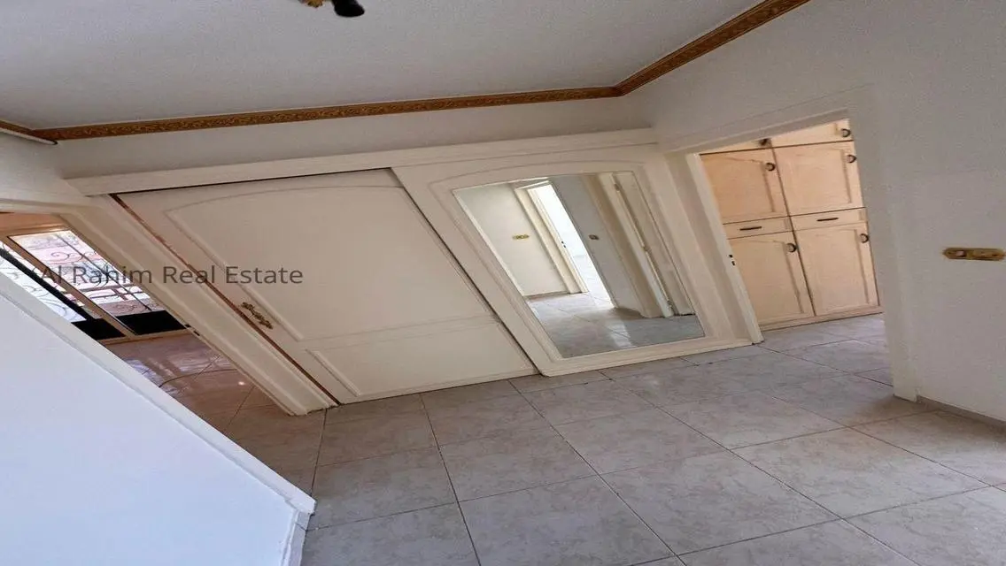 Stunning Apartment for Sale with Spacious Area in a Prime Location