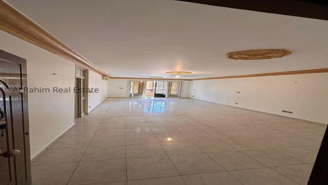 Stunning Apartment for Sale with Spacious Area in a Prime Location