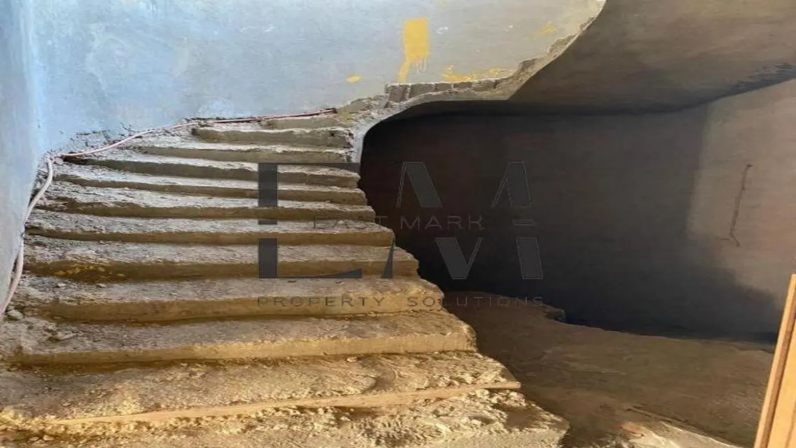 فيلات فاخرة للبيع في كمبوند بحي راق