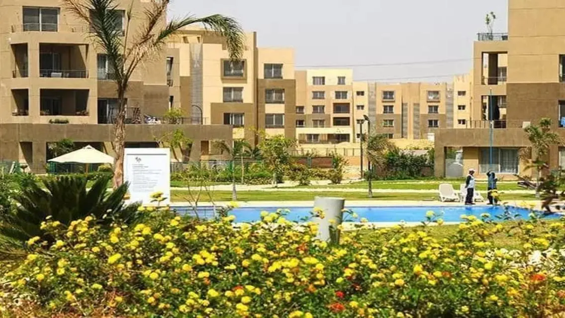 شقة فاخرة للإيجار بمساحة مريحة للبيع