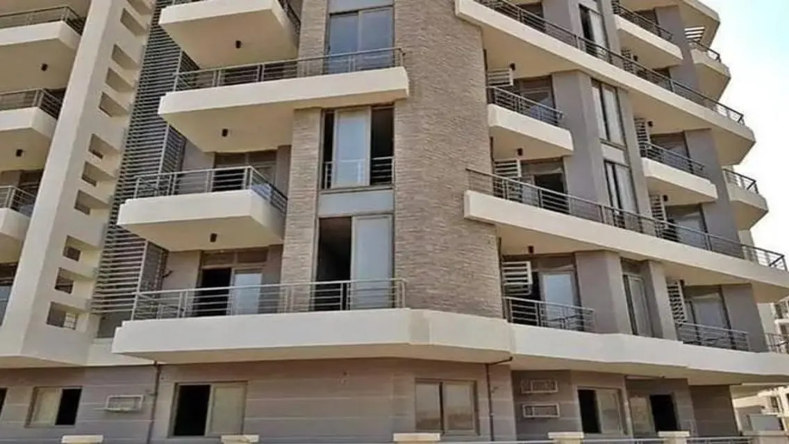 شقة فاخرة للإيجار بمساحة مريحة للبيع
