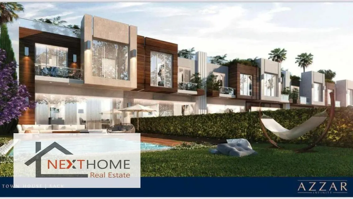 Luxurious Villa in the Heart of the City with Private Pool and Beautiful Garden