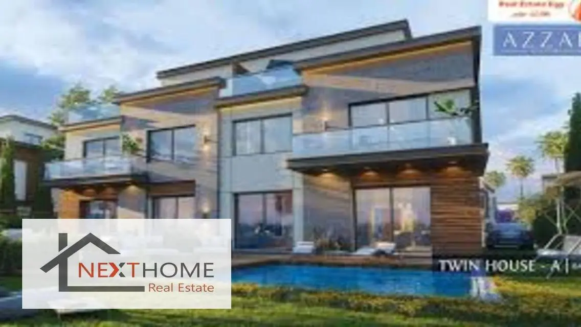 Luxurious Villa in the Heart of the City with Private Pool and Beautiful Garden