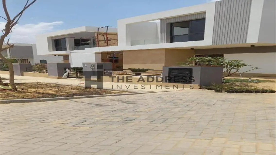 Luxurious Apartment with Ample Space in a Prime Area