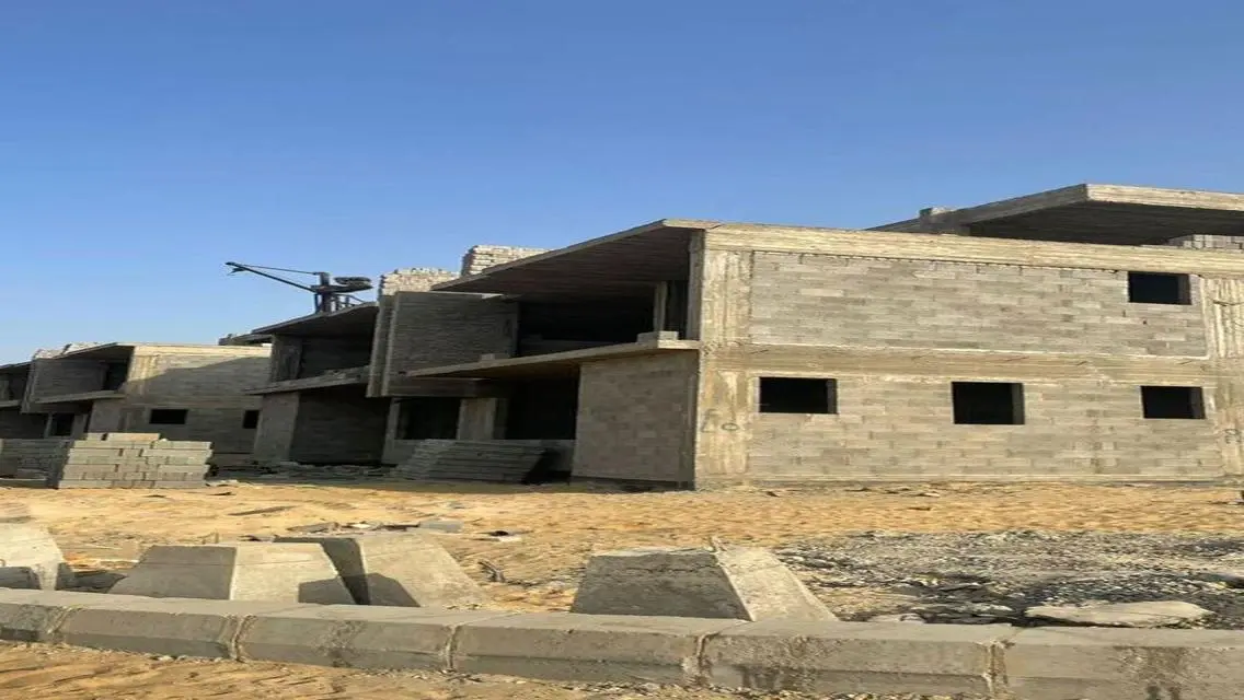 شقة فاخرة ثلاثية الغرف مع حزمة كاملة من المرافق
