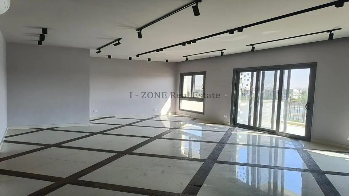 Luxurious Apartment of 2103 Square Meters at IZONE