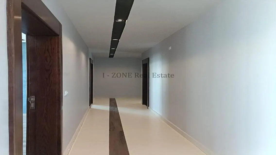 Luxurious Apartment of 2103 Square Meters at IZONE