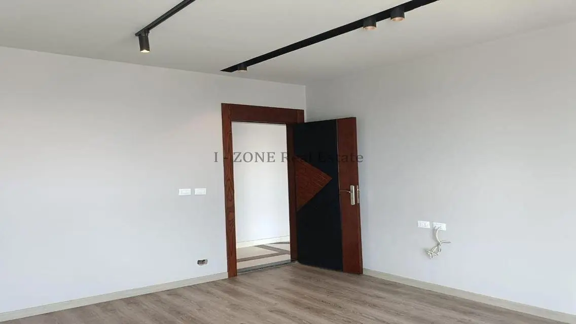 Luxurious Apartment of 2103 Square Meters at IZONE