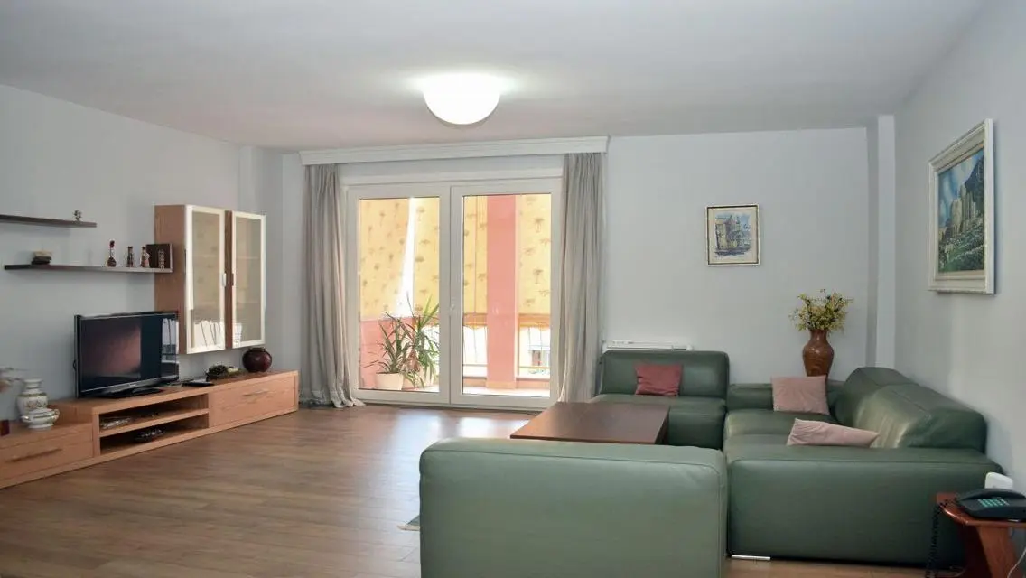 Luxury Apartment for Rent with Premium Amenities