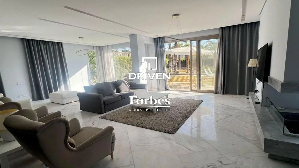 Luxury Villa with Private Pool and Garden - 80 Million EGP