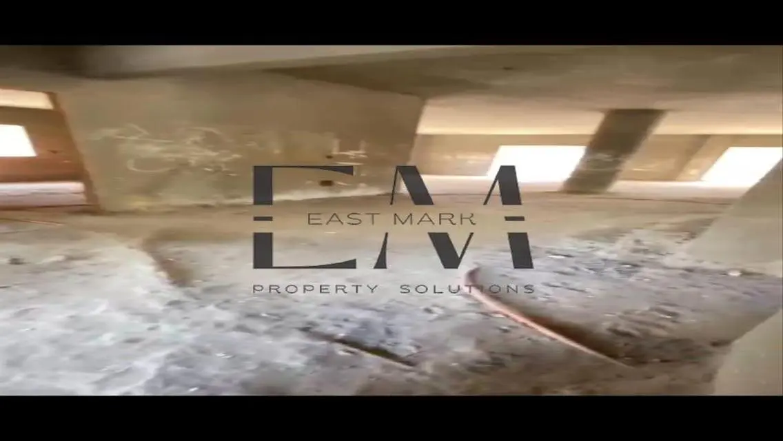 Luxurious Apartment with Spacious Area and Security Guard