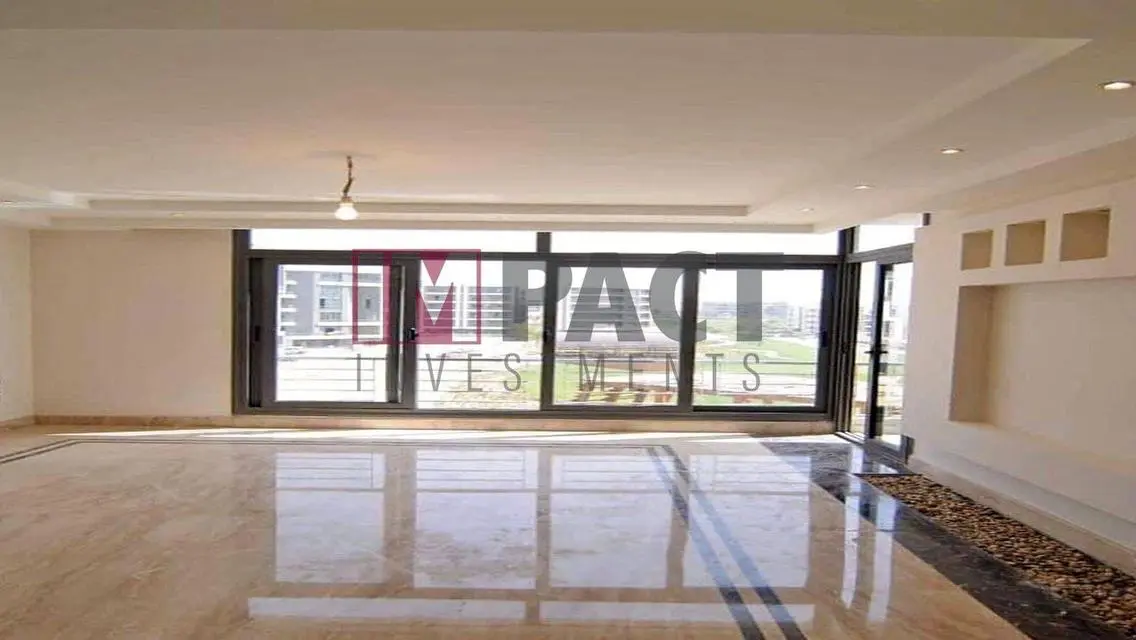 Luxurious Villa for Sale in New Cairo 225