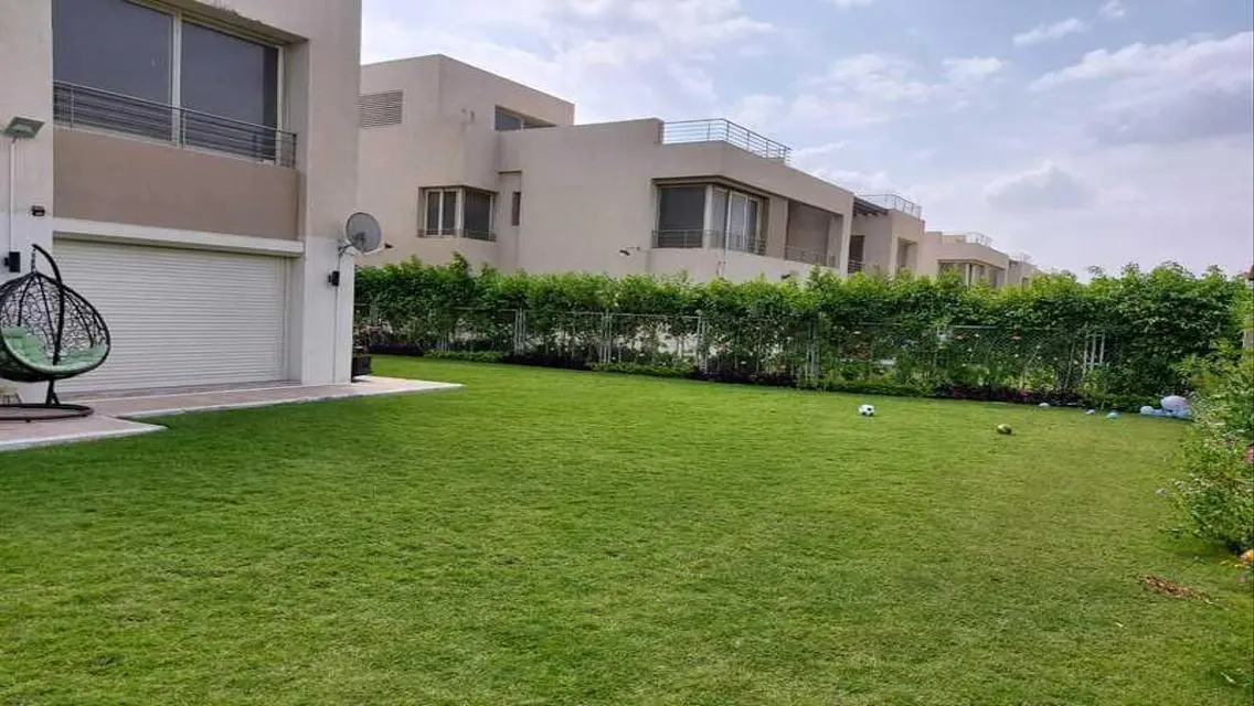Luxury Villa with Expansive Space, Private Pool, and Stunning Views