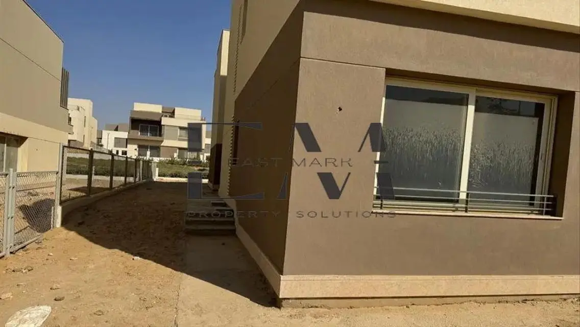 Luxury Property for Sale with Private Garden and Maid's Room