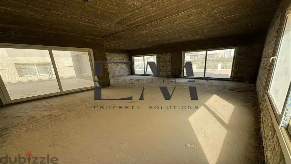 Luxury Property for Sale with Private Garden and Maid's Room