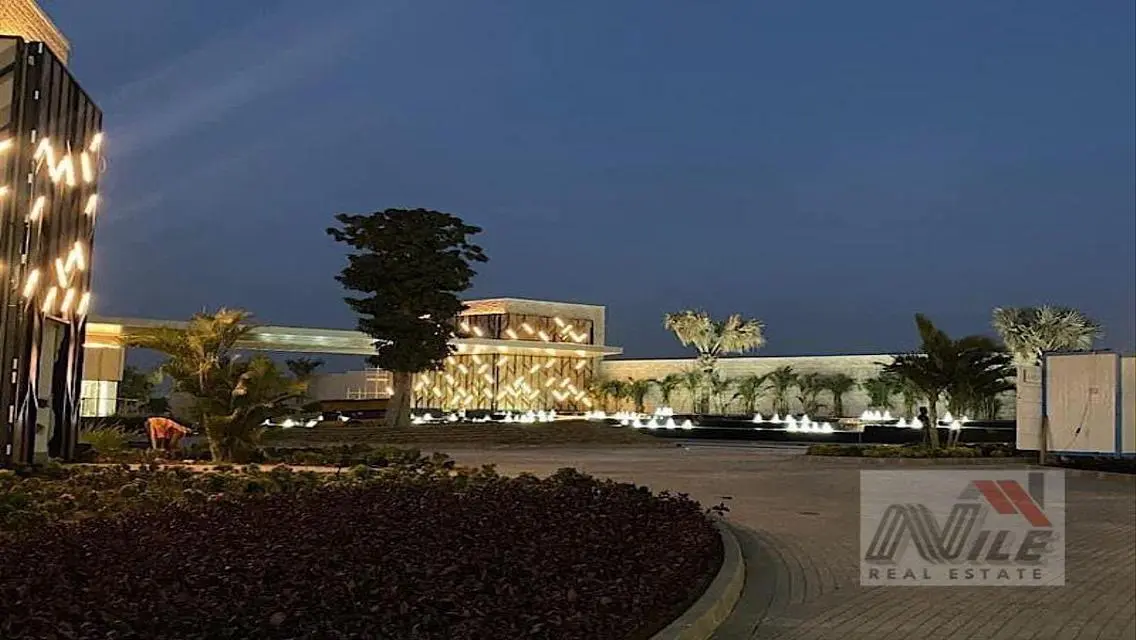Luxury Villa for Sale with Modern Design in the Heart of the City