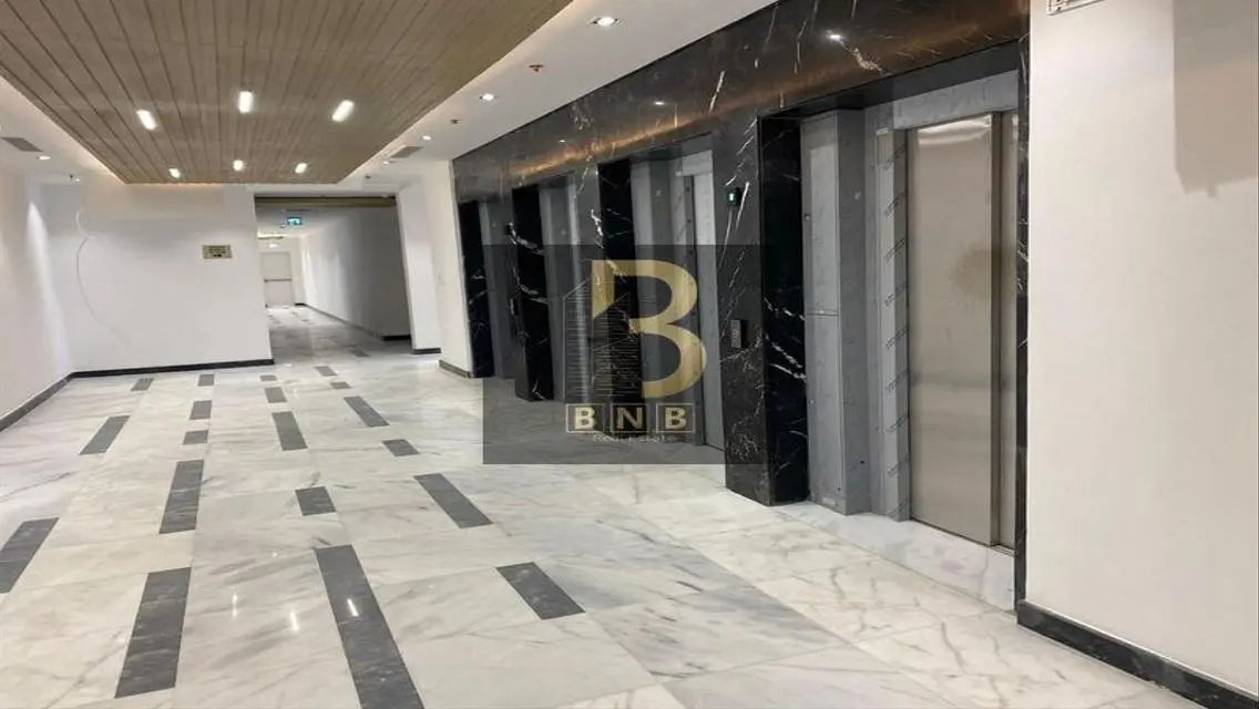 عرض متميز بمساحة 234 متر