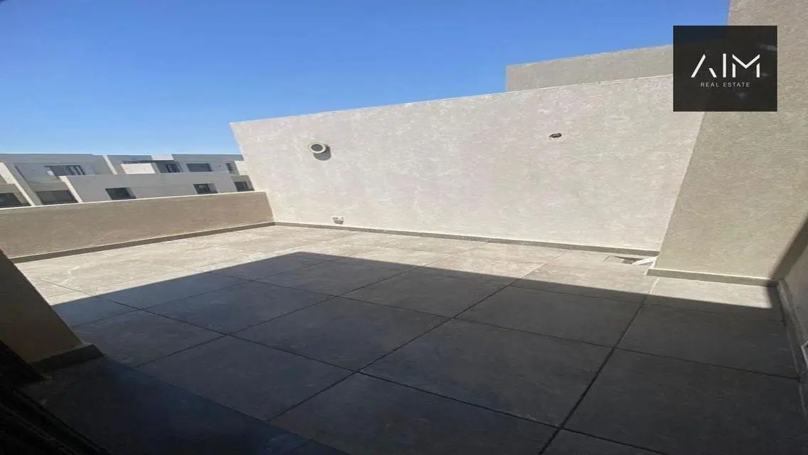 Luxury Apartment in Prime Location
