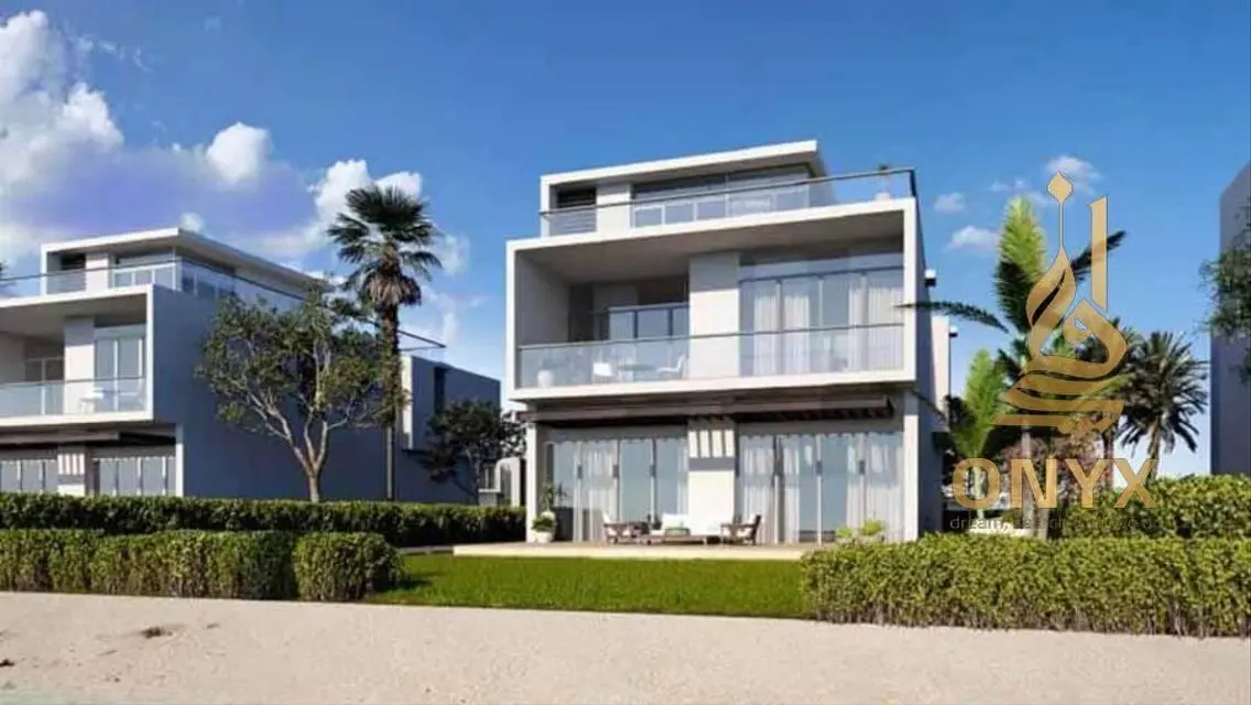 Luxury Villa in Mazarine City