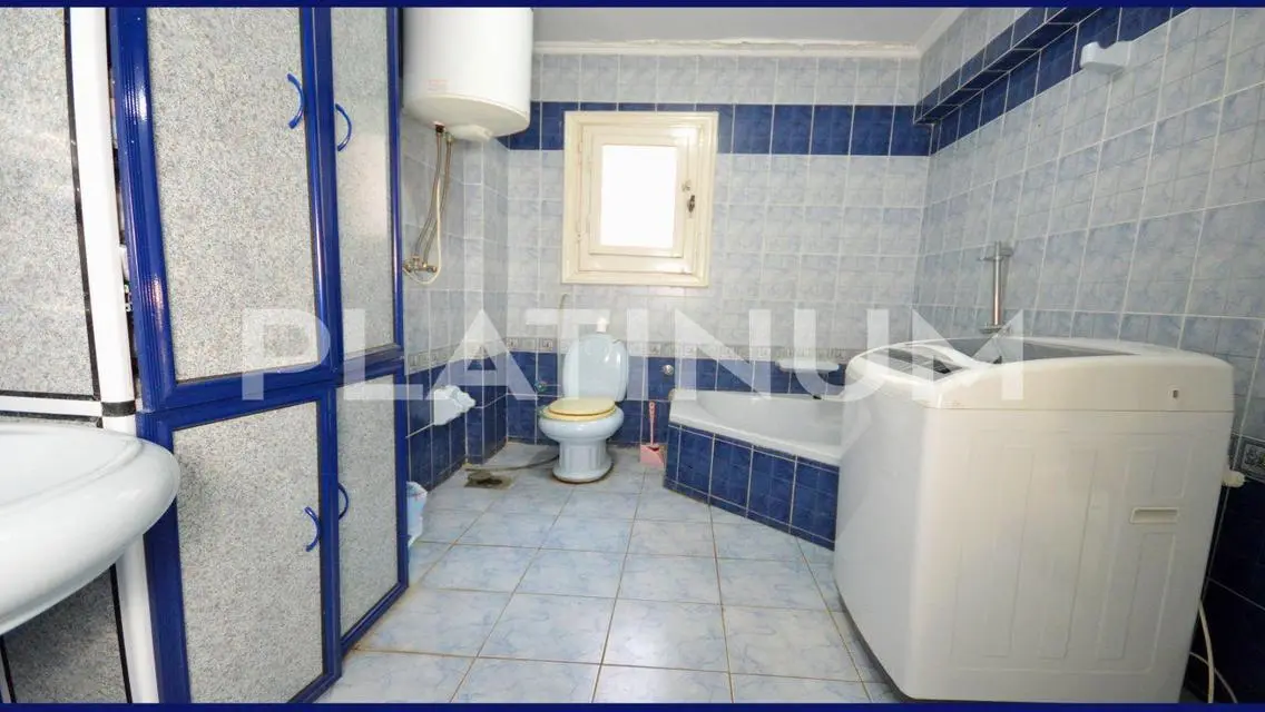 وحدة سكنية جديدة بمساحة مميزة في موقع رائع