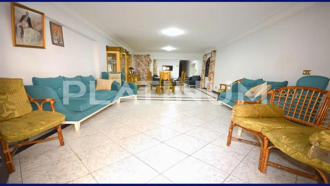 وحدة سكنية جديدة بمساحة مميزة في موقع رائع