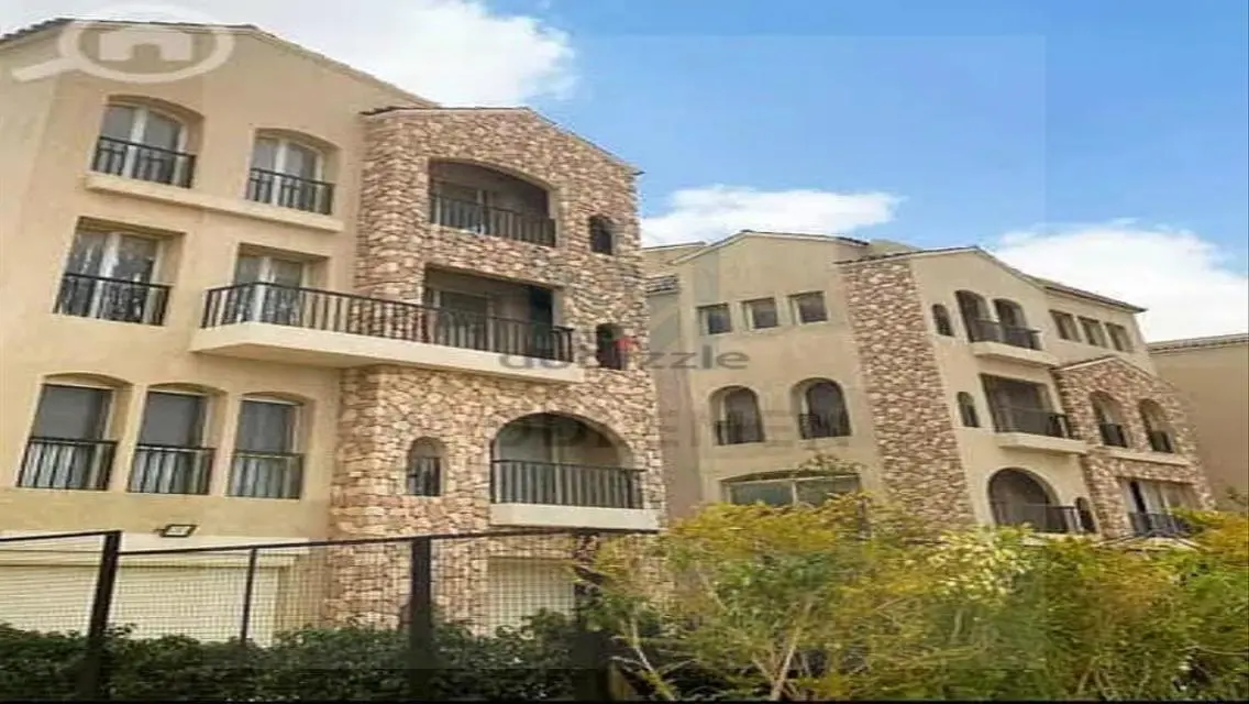 Luxury Apartment in Green Square with Full Amenities