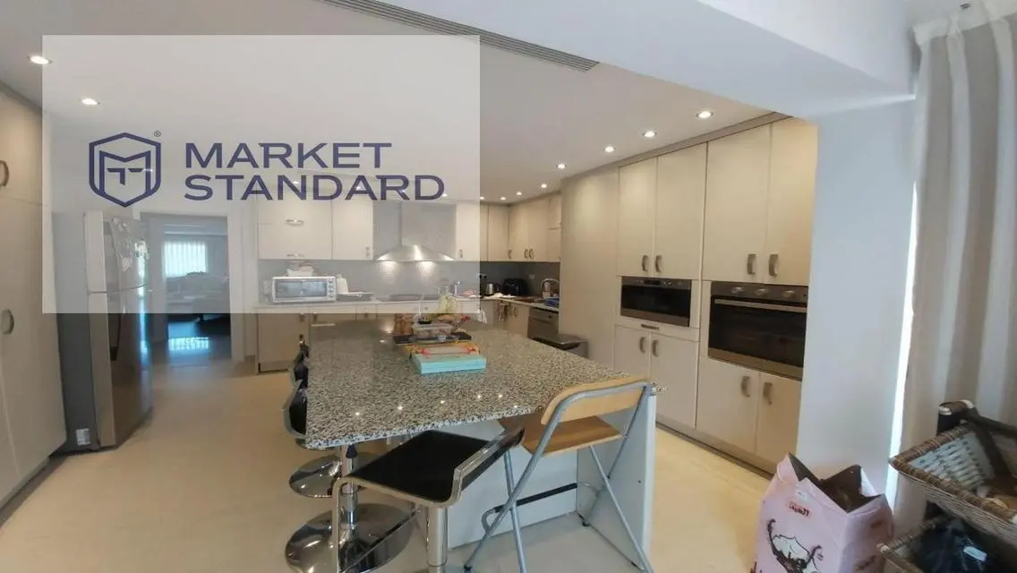 Luxurious Property with Space and Exclusive Amenities