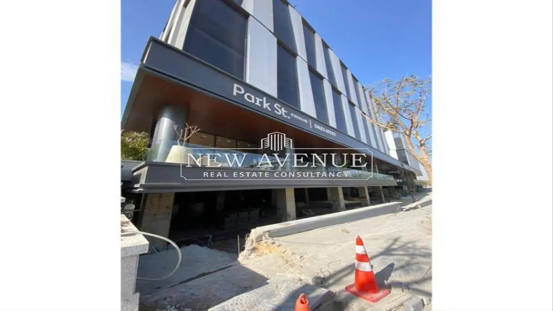 Luxurious Apartment by Waterway Multi-Rentals Near the Capital