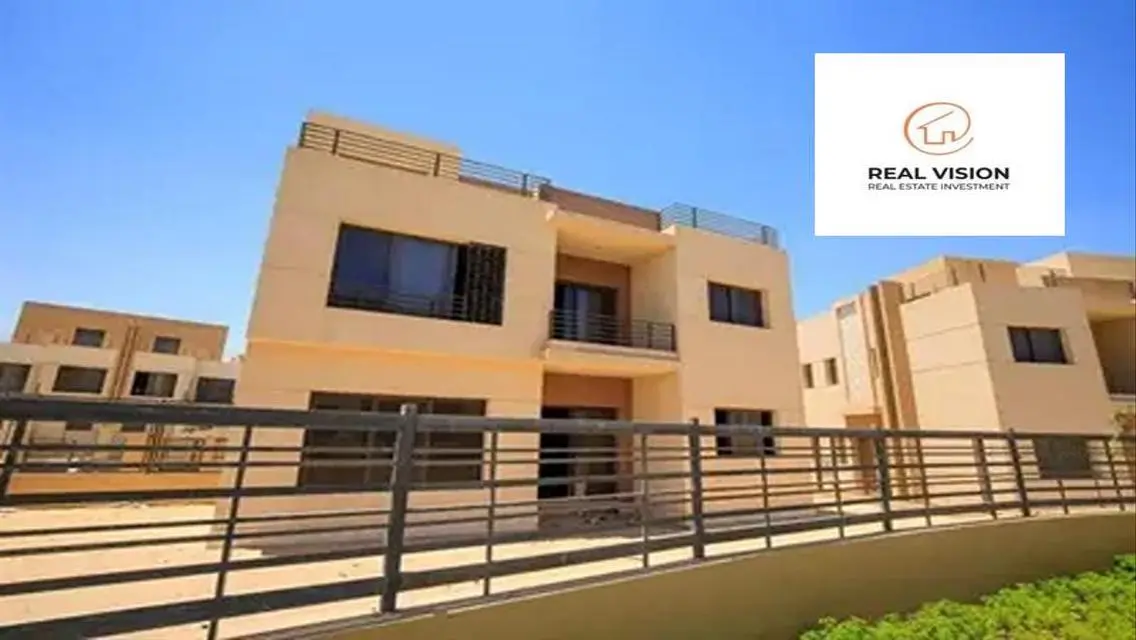 فيلا فاخرة للبيع بمساحة واسعة