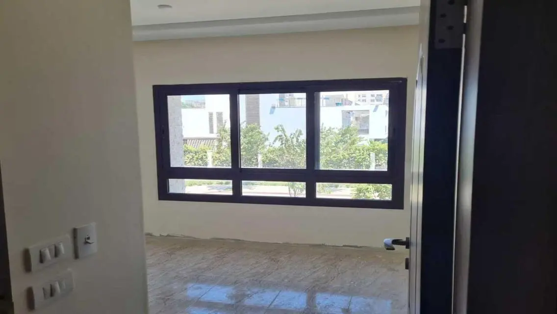 Luxurious 3-Bedroom Villa in Sodic